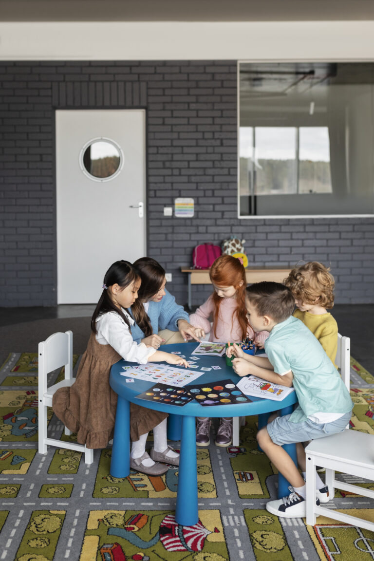 Lavorare con i bambini non significa solo essere bravi con i bambini